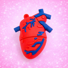 Carica l'immagine nel visualizzatore di Gallery, Cuore USB
