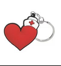 Carica l'immagine nel visualizzatore di Gallery, Portachiavi cuore nurse
